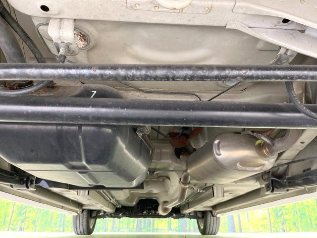 下回りがきれいなうちに、防錆加工の施工がオススメ。降雪地域はもちろん、沿岸部にお住いの方や、趣味でマリン・ウィンタースポーツをされる方にご好評いただいております。