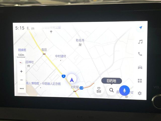 �y8�C���` �f�B�X�v���C�I�[�f�B�I�z���ʂ̃f�B�X�v���C��AppleCarPlay��AndroidAuto�����p�\�B�傫�ȉ�ʂŃX�}�z�i�r�A�v���������p���������܂���