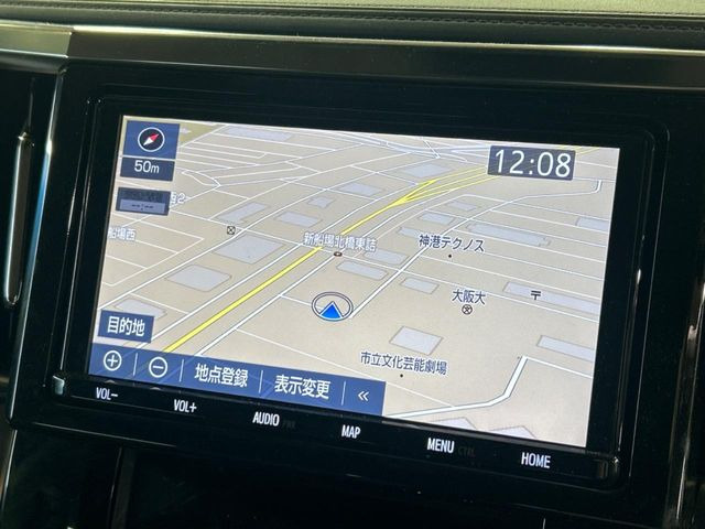 �y�����i�r�z�l�C�̏����i�r�𑕔����Ă���܂��B�i�r�̎g���₷���͂������A�I�[�f�B�I�@�\���[��!�L�����v�◷�s�͂������A�ʋ΂┃�����ȂǕ��i�̃h���C�u���y�����Ȃ�͂���