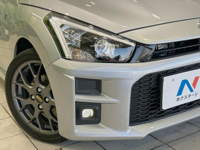 �yLED�w�b�h���C�g�z���V����ԑ��s�����ǍD�Ȏ��E���m�ۂ����S���ĉ^�]�ł��鍂�P�xLED�w�b�h���C�g�𑕔�!�_�����x�������A����d�͂��}�����Ă��܂��B