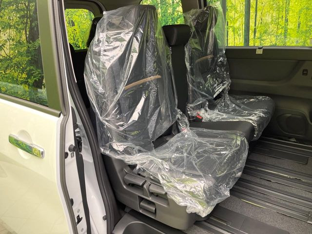 ���i���ȃI���W�i���t���A�}�b�g���I�v�V�����ɂĂ��p�ӂ��Ă���܂��B���D���ȃf�U�C����J���[�����Ԃɍ��킹�đI��ł����������Ƃ��ł��܂���