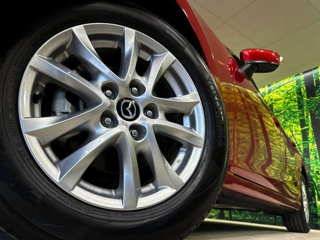 �y����16�C���`�A���~�z�C�[���z�O�ςɃ}�b�`���������A���~�z�C�[���𑕒����Ă���܂��B�e��ЊO�A���~�z�C�[����A�X�^�b�h���X�^�C�����戵�����Ă���܂��B���񂲑��k����������