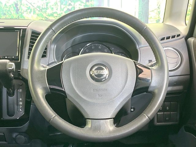 �y�����v�����X�e�A�����O�z�㎿�Ȋv���g�p���邱�ƂŁA��ɂ����������݂ƂĂ��^�]���₷���n���h���ł���