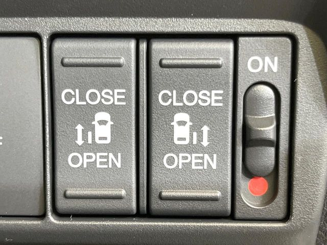 �y�����p���[�X���C�h�h�A�z�X�}�[�g�L�[��^�]�Ȃ̃X�C�b�`�Ō�ȗ����X���C�h�h�A�̊J���\���d��������͂����ăh�A���J����K�v�������A�����Ȃ��q�l�ł��ȒP�ɊJ���߂ł����K�ł���