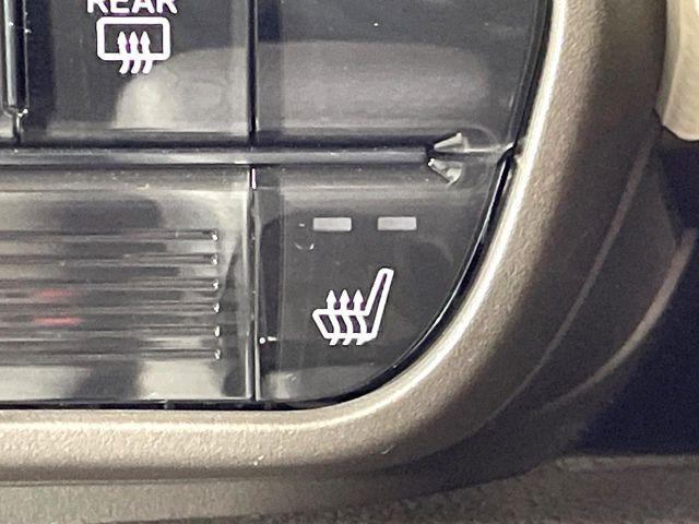 �y�V�[�g�q�[�^�[�z�������ɏd�󂷂�V�[�g�q�[�^�[!�G�A�R����葁�����܂��Ă����̂Ŋ�����̐l�����S�ł��ˁ�G�A�R���̉����͊������邩����A�Ƃ������ɂ����������߂ł��B