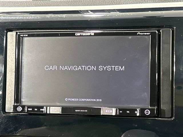 【ナビゲーション】目的地までしっかり案内してくれる使いやすいナビ。Bluetooth接続すればお持ちのスマホやMP3プレイヤーの音楽を再生可能!毎日の運転がさらに楽しくなります!!