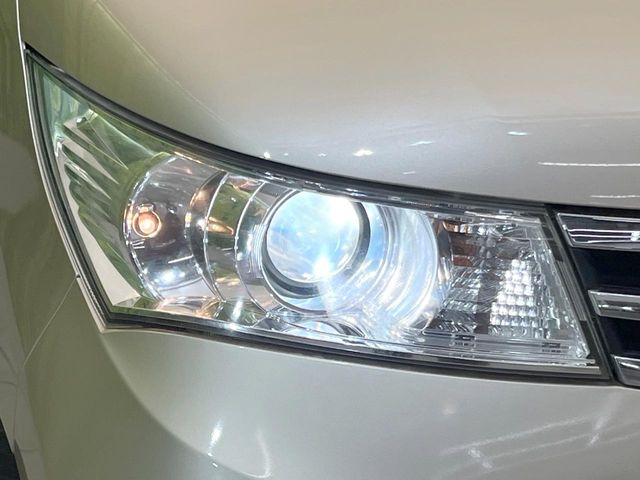 �yHID�w�b�h���C�g�z���ɖ��邭�O�����Ƃ炵�Ă����̂ŁA���V����Ԃ̑��s�������E�ǍD�ň��S���Ă���肢�������܂��B