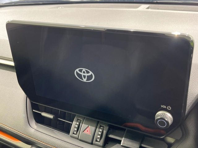 �y10.5�C���` �f�B�X�v���C�I�[�f�B�I�z���ʂ̃f�B�X�v���C��AppleCarPlay��AndroidAuto�����p�\�B�傫�ȉ�ʂŃX�}�z�i�r�A�v���������p���������܂���