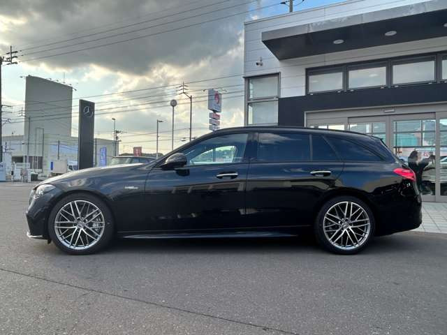 CクラスワゴンAMG C43 4マチック (BSG搭載モデル) 4WD