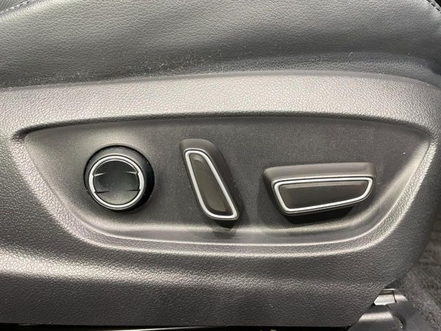 �y�p���[�V�[�g�z�X�C�b�`��ŊȒP�ɃV�[�g�̔��������\!�d��������͂�����܂���!�����ɍœK�ȃV�[�g�|�W�V�����ɃZ�b�g���āA���K�ȃh���C�u�����y���݂��������B