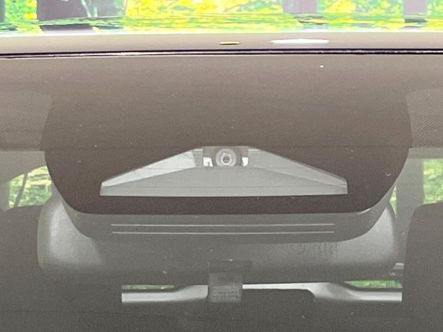 �y�g���^�Z�[�t�e�B�Z���X�z���s���ɑO���̎ԗ�����F�����A�Փ˂������Ȏ��͌x��ƃu���[�L�ŏՓˉ���Ɣ�Q�y�����A�V�X�g�B�����S�Ƀh���C�u�����y���݂��������܂��B