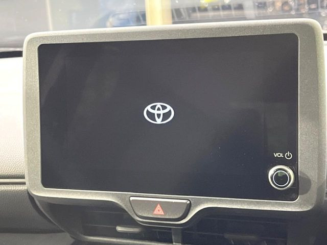 �y8�C���` �f�B�X�v���C�I�[�f�B�I�z���ʂ̃f�B�X�v���C��AppleCarPlay��AndroidAuto�����p�\�B�傫�ȉ�ʂŃX�}�z�i�r�A�v���������p���������܂���