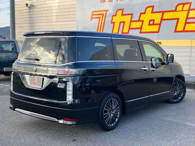 エルグランド2.5 250ハイウェイスター プレミアム アーバンクロム