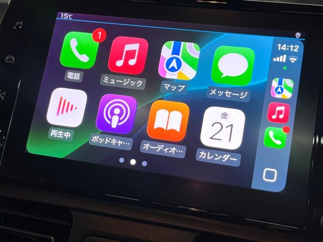 ��Apple Car Play:�X�}�z�Ƃ̗L���ڑ��ŁA�i�r�E�I�[�f�B�I�Đ��ȂǃX�}�z�̃A�v���@�\����ʂł��g����֗��@�\�ł�!