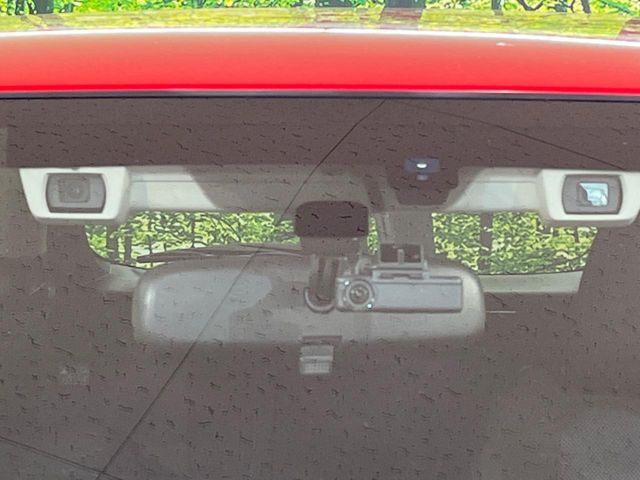 �y�A�C�T�C�gVer3�z�O���̎ԗ��������m���A�Փ˂������Ȏ��͌x��Œ��ӂ𑣂��A�u���[�L�𓥂ޗ͂��T�|�[�g�B�u���[�L�𓥂߂Ȃ������ꍇ�͏Փ˔�Q�y���u���[�L���쓮�A�Փˉ�����T�|�[�g���܂��B