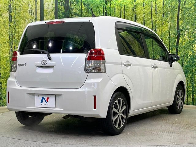 ☆全国のネクステージからお取り寄せが可能※!遠方の店舗に展示してあるクルマが気になる場合も、最寄りの店舗でご覧いただくことが可能です!是非私たちに要望をお聞かせください!※別途費用