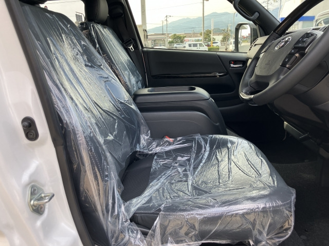 ハイエースバン2.8 スーパーGL ダークプライムII ロング ディーゼル 4WD