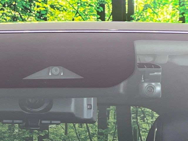 �y�C���e���W�F���g�G�}�[�W�F���V�[�u���[�L�z�t�����g�J�����őO���̎ԗ�����s�҂����m�B�Փ˂������Ȏ��͏Փ˔�Q�y���u���[�L���쓮�A�Փˉ�����T�|�[�g�B�����S�Ƀh���C�u�����y���݂��������܂��B