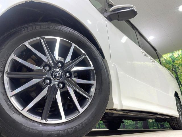 �y����16�C���`�A���~�z�C�[���z�O�ςɃ}�b�`���������A���~�z�C�[���𑕒����Ă���܂��B�e��ЊO�A���~�z�C�[����A�X�^�b�h���X�^�C�����戵�����Ă���܂��B���񂲑��k����������