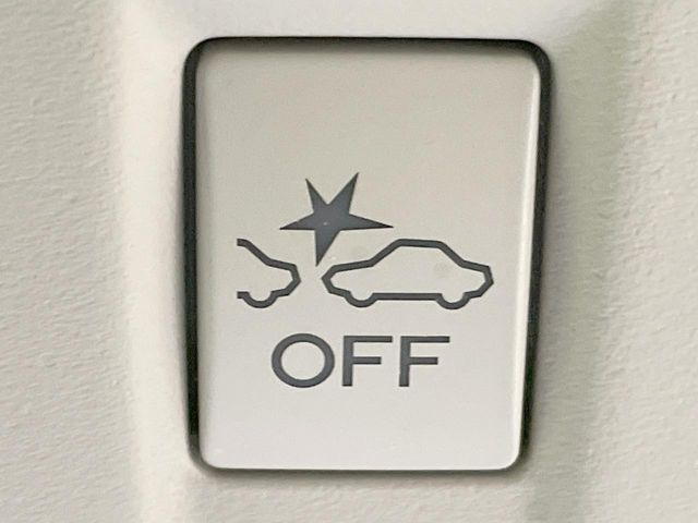 �y�A�C�T�C�gVer2�z�O���̎ԗ��������m���A�Փ˂������Ȏ��͌x��Œ��ӂ𑣂��A�u���[�L�𓥂ޗ͂��T�|�[�g�B�u���[�L�𓥂߂Ȃ������ꍇ�͏Փ˔�Q�y���u���[�L���쓮�A�Փˉ�����T�|�[�g���܂��B