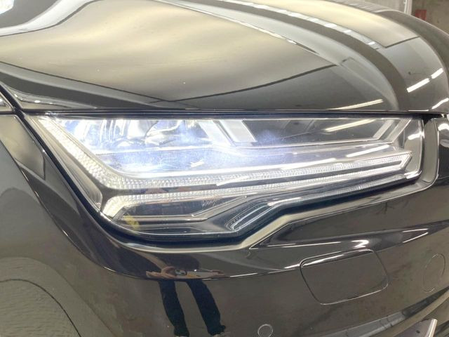 ●LEDヘッドライト:夜間走行時も良好な視界を確保し安心して運転できる高輝度LEDヘッドライトを装備!点灯速度が早く、消費電力も抑えられています。