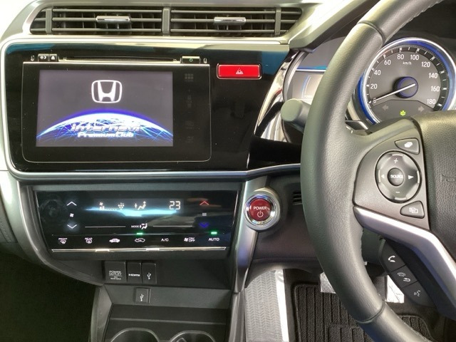 グレイス1.5 ハイブリッド LX