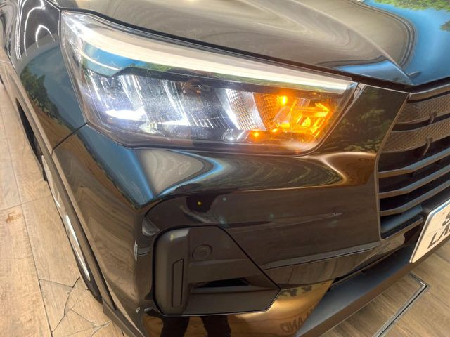 �yLED�w�b�h���C�g�z���V����ԑ��s�����ǍD�Ȏ��E���m�ۂ����S���ĉ^�]�ł��鍂�P�xLED�w�b�h���C�g�𑕔�!�_�����x�������A����d�͂��}�����Ă��܂��B