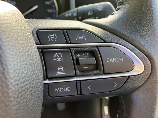 �����[�_�[�N���[�Y�R���g��-��!�A�N�Z������Ȃ��ɃX�e�A�����O�̃X�C�b�`����݂̂ō������H�Ȃǂł̒葬���s&�Ǐ]���s�𐧌䂵�܂���