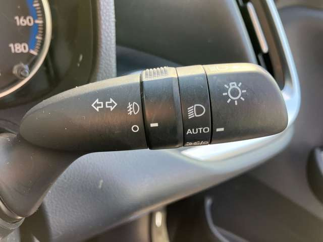 �I�[�g���C�g�V�X�e��!���̖͂��邳�����m���Ď����Ń��C�g�_��!�g���l���Ȃǂŕ֗��ł�!