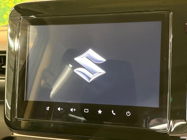 �y���[�J�[9�^�i�r�z�C���e���A�ɗn�����ރX�^�C���b�V���ȁu��p�݌v�v���[�J�[�i�r�𑕔��􎋔F���⑀�쐫�ȂǊ�{���\�ɂ��D��A���㎿�ȃJ�[���C�t�����y���݂��������܂��B