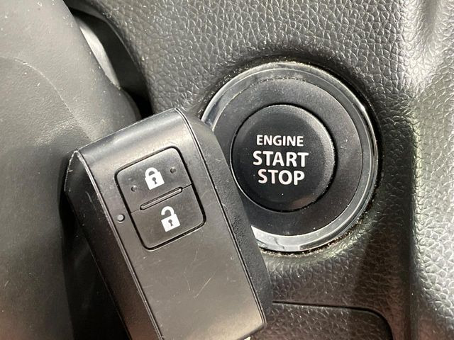 �y�L�[���X�X�^�[�g�V�X�e���z�J�o����|�P�b�g�ɓ��ꂽ�܂܂ł��h�A�̎{���E�������\�ȃX�}�[�g�L�[�𑕔��B�G���W���̃I���E�I�t�����J�M�����o���K�v����������Ƃ��Ă��֗��ł���