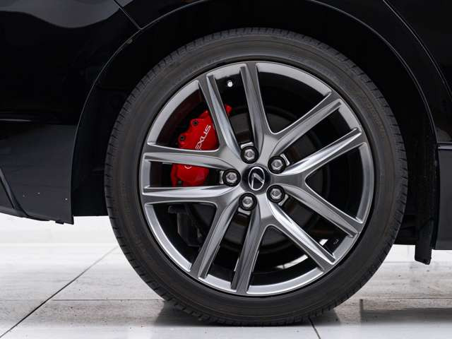 ���X�͍����A���Ԑ��X�����炱�������ɗ͂����Ă��܂��B�J�X�^���˗��͂��Ƃ��e��R�[�f�B���O��Ƃ�Ԍ������ȂǁA���������̂��q�l���炨�₢���킹������A���p���𒸂��Ă���܂��B