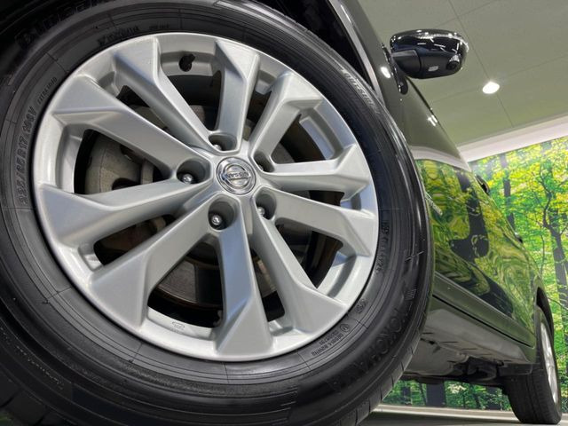 �y����17�C���`�A���~�z�C�[���z�O�ςɃ}�b�`���������A���~�z�C�[���𑕒����Ă���܂��B�e��ЊO�A���~�z�C�[����A�X�^�b�h���X�^�C�����戵�����Ă���܂��B���񂲑��k����������