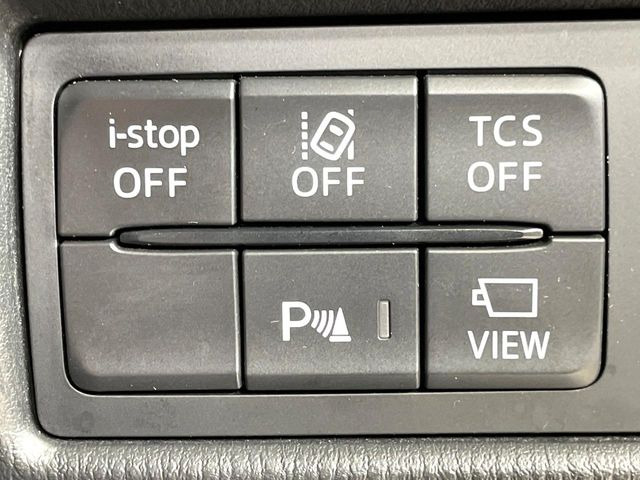 �y�X�}�[�g�V�e�B�u���[�L�T�|�[�g�z�ᑬ���s���ɑO���̎ԗ�����F�����A�Փ˂������Ȏ��͌x��ƃu���[�L�ŏՓˉ���Ɣ�Q�y�����A�V�X�g�B�����S�Ƀh���C�u�����y���݂��������܂��B