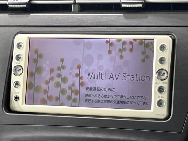 �y�����i�r�z�l�C�̏����i�r�𑕔����Ă���܂��B�i�r�̎g���₷���͂������A�I�[�f�B�I�@�\���[��!�L�����v�◷�s�͂������A�ʋ΂┃�����ȂǕ��i�̃h���C�u���y�����Ȃ�͂���