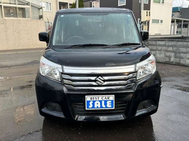 正面の画像です。