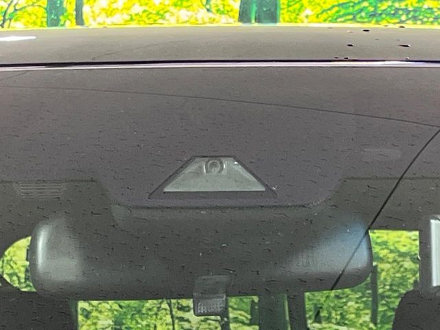 �y�g���^�Z�[�t�e�B�Z���X�z���s���ɑO���̎ԗ�����F�����A�Փ˂������Ȏ��͌x��ƃu���[�L�ŏՓˉ���Ɣ�Q�y�����A�V�X�g�B�����S�Ƀh���C�u�����y���݂��������܂��B