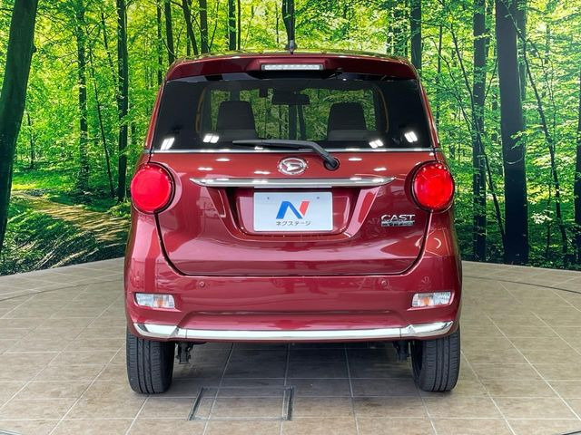 安心の最長10年・走行無制限保証(有償)をご用意。保証内容も充実はもちろん、無料点検&オイル交換や、年中無休の全国・24時間ロードサービスも付帯されておりますのでご安心下さい。