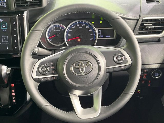 �y�X�e�A�����O�X�C�b�`�z�^�]���A�O������ڐ������炷���ƂȂ��A�I�[�f�B�I���̑��삪�\�ȕ֗��@�\!���S&���K�ȃh���C�u�����o���Ă���܂���