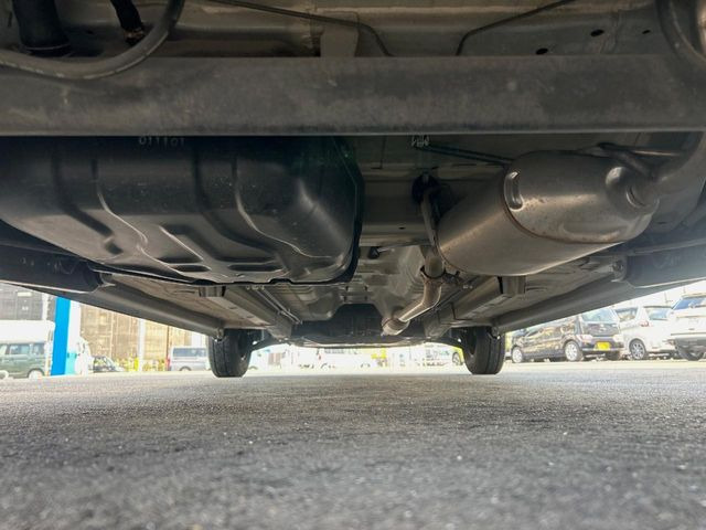 ����肪���ꂢ�Ȃ����ɁA�h�K���H�̎{�H���I�X�X���B�~��n��͂������A���ݕ��ɂ��Z���̕���A��Ń}�����E�E�B���^�[�X�|�[�c���������ɂ��D�]���������Ă���܂��B