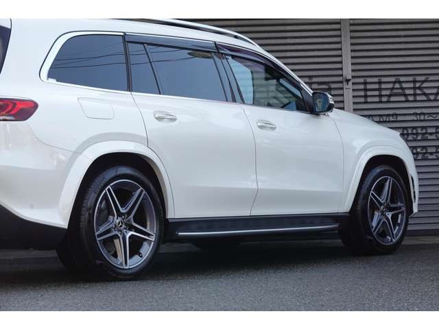 �C���~�l�[�e�b�h�����j���O�{�[�h(�h�A���b�N���b�N�������C���~�l�[�V�������_�����܂�)