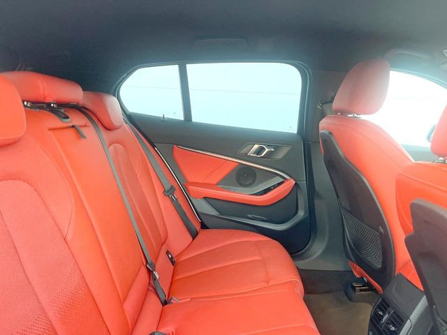 ���㕔���Ȃ��C�ɂȂ�悤�ȃL�Y�E�����ւ��蓙�A�傫�ȃ_���[�W�͂Ȃ��A�ǍD�ȏ�Ԃł��B