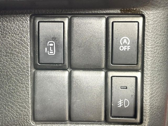 �y�p���[�X���C�h�h�A�z�X�}�[�g�L�[��^�]�Ȃ̃X�C�b�`�ŃX���C�h�h�A�̊J���\���d��������͂����ăh�A���J����K�v�������A���������q�l�ł��A�d���ו��������Ă��鎞�����N�ɊJ���߂ł��܂���