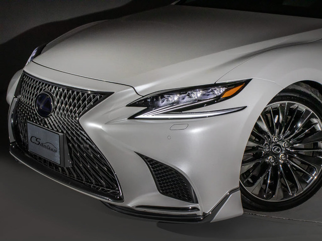 ヘッドライトも綺麗でございます!!これまでの様々な施工実績の知識を交えお客様のご要望にお応え出来る様サポートさせて頂きます!!