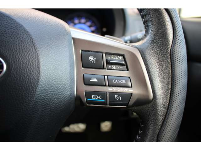 �N���[�Y�R���g���[��