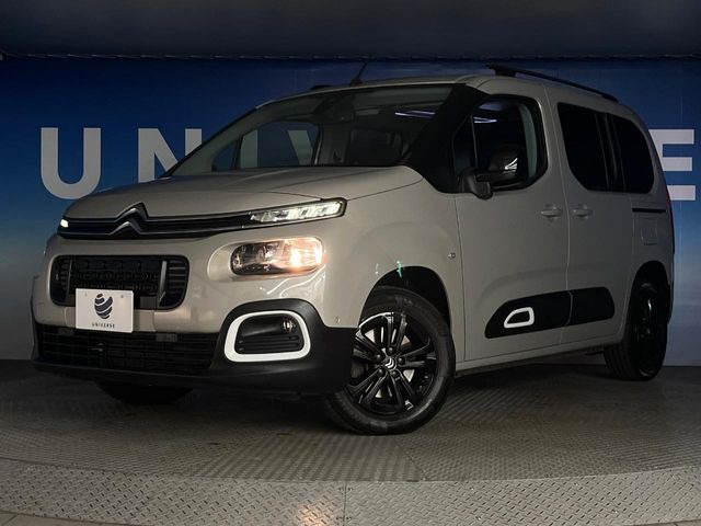 ���w�b�h���C�g:�w�b�h���C�g�͉��΂݂����Ȃ��A�Y��ȏ�Ԃ�ۂ��Ă���܂��B���΂ݖh�~�̃����Y�R�[�e�B���O�̎{�H���\�ł������܂��B