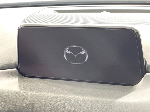 �y�����i�r�z�l�C�̏����i�r�𑕔����Ă���܂��B�i�r�̎g���₷���͂������A�I�[�f�B�I�@�\���[��!�L�����v�◷�s�͂������A�ʋ΂┃�����ȂǕ��i�̃h���C�u���y�����Ȃ�͂���