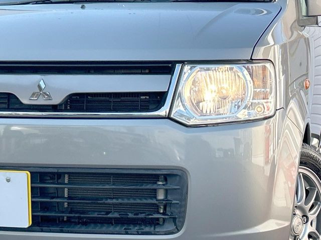 夜間や荒天時により良好な視界で安心な走行をご希望される方には【高輝度LEDヘッドライト】の取付がおすすめ!多くのお客様にご好評いただいております♪