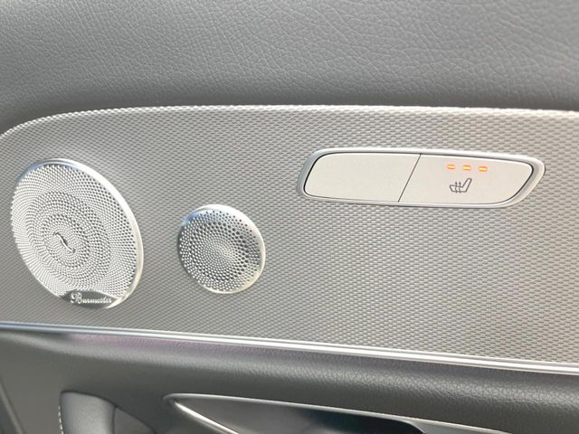 ���S�ȃV�[�g�q�[�^�[:���������ӂ�郌�U�[�V�[�g�ɁA�O�ȁE��ȂɃV�[�g�q�[�^�[�𓋍ڂ��Ă���܂��B