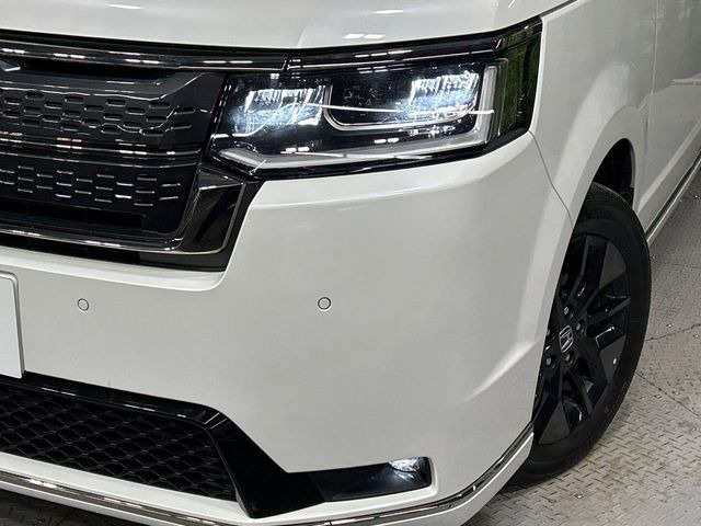 �yLED�w�b�h���C�g�z���V����ԑ��s�����ǍD�Ȏ��E���m�ۂ����S���ĉ^�]�ł��鍂�P�xLED�w�b�h���C�g�𑕔�!�_�����x�������A����d�͂��}�����Ă��܂��B